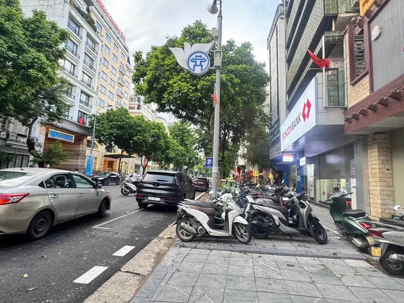 Biệt thự mặt phố lô góc Hoàn Kiếm với tầm nhìn Hilton Garden và thang máy hiện đại... Bán nhà mặt phố tại Hoàn Kiếm, Hà Nội 01
