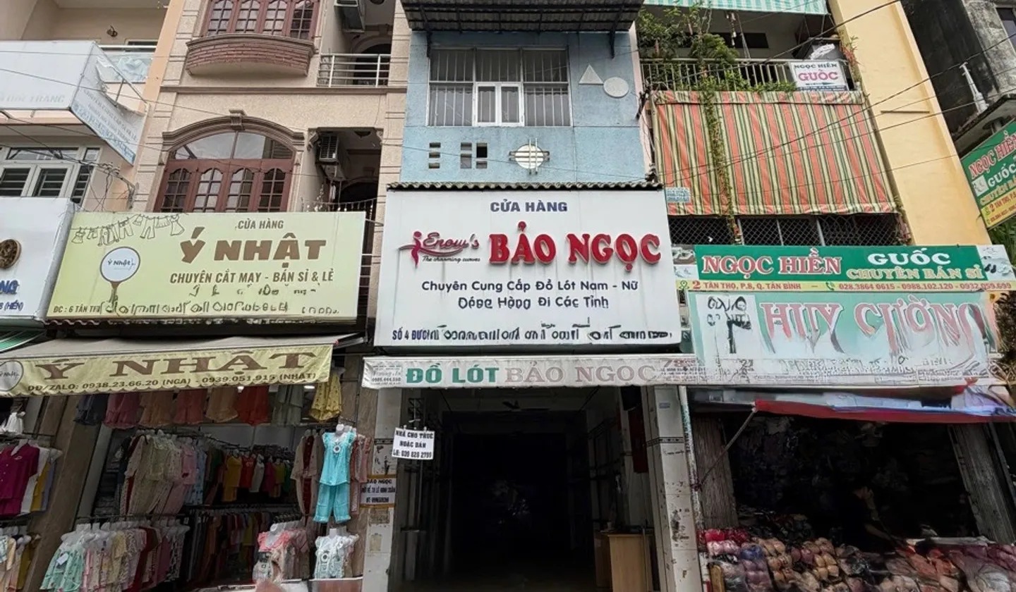 Nhà mặt phố kinh doanh đỉnh ngay chợ Tân Bình... Bán nhà mặt phố tại Tân Hòa, Hồ Chí Minh 01