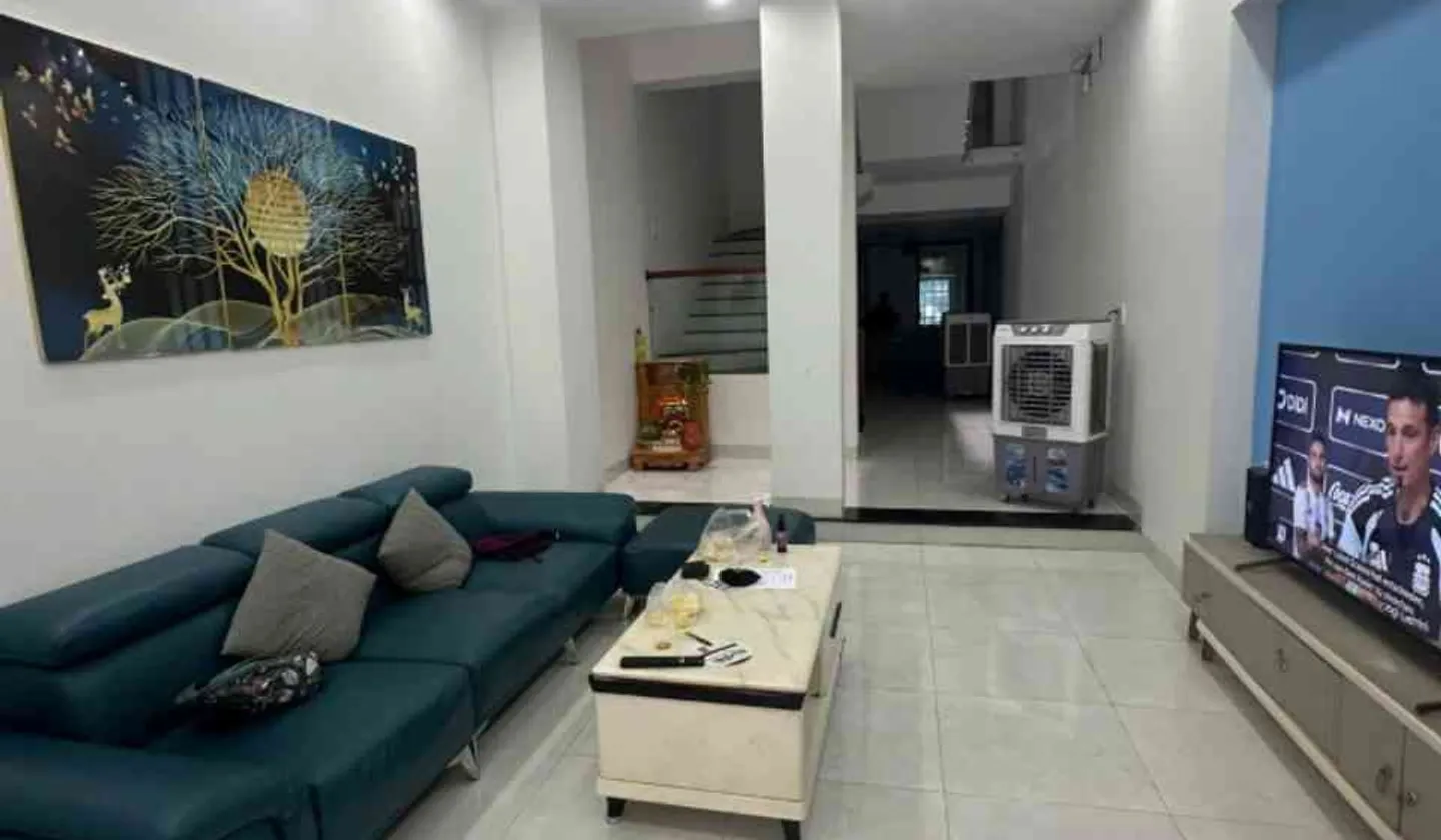 Bán nhà mặt phố 4 tầng hướng Đông Nam, diện tích 91.2 m² tại Phan Bôi, Sơn Trà. Giá: 12 tỷ... Bán nhà mặt phố tại An Hải, Đà Nẵng 01