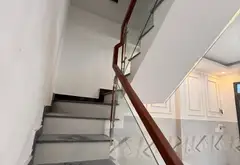 Nhà mới 3 tầng Ba Đình có sân rộng, 4 phòng ngủ tiện nghi... Bán nhà riêng tại Chánh Hưng, Hồ Chí Minh 08