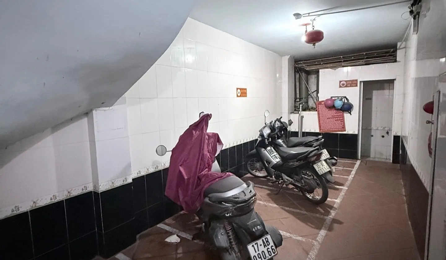 Nhà 7 tầng kinh doanh phòng trọ tại Kim Giang, dòng tiền 40tr/tháng thanh khoản tốt, xe ô tô đỗ cửa... Bán nhà riêng tại Định Công, Hà Nội 01