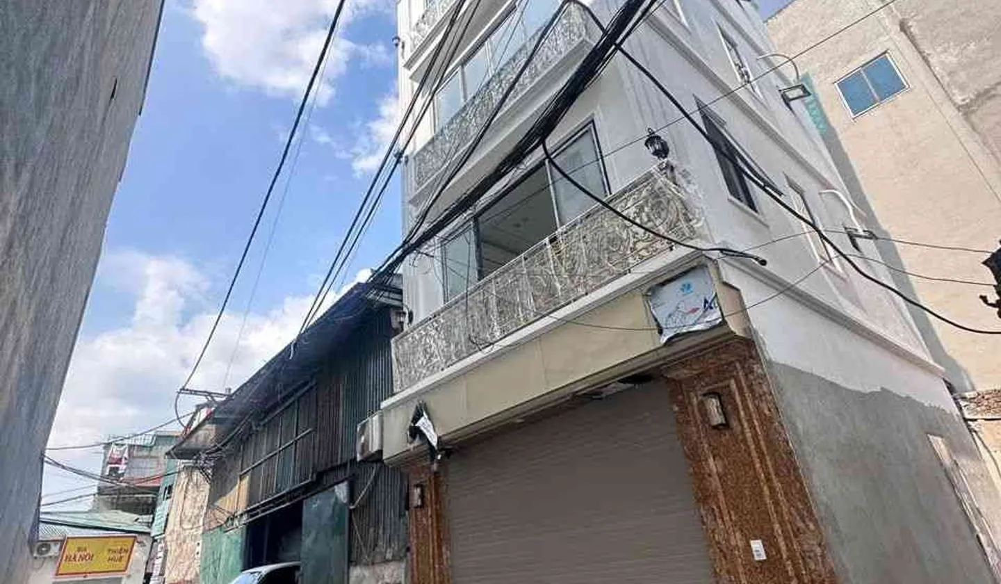 Nhà lô góc 6 tầng mới xây có thang máy, ô tô tránh tại Giải Phóng... Bán nhà riêng tại Hoàng Mai, Hà Nội 01