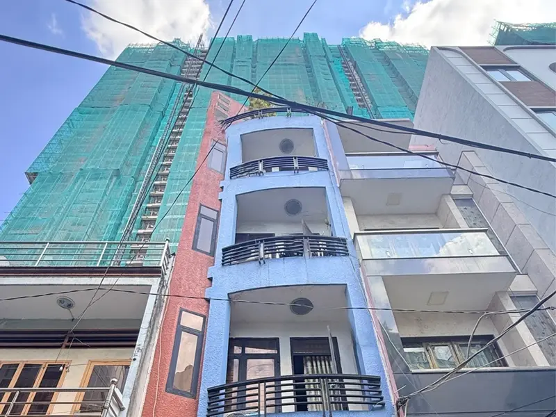 Bán nhà riêng 5 tầng diện tích 52,6m2 tại Đề Thám Quận 1, giá 14,5 tỷ đồng... Bán nhà riêng tại Cầu Ông Lãnh, Hồ Chí Minh 01