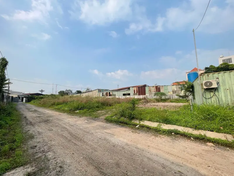Bán đất 10.000m2 mặt tiền rộng tại Hóc Môn giá 170 tỷ... Bán đất tại Đông Thạnh, Hồ Chí Minh 01