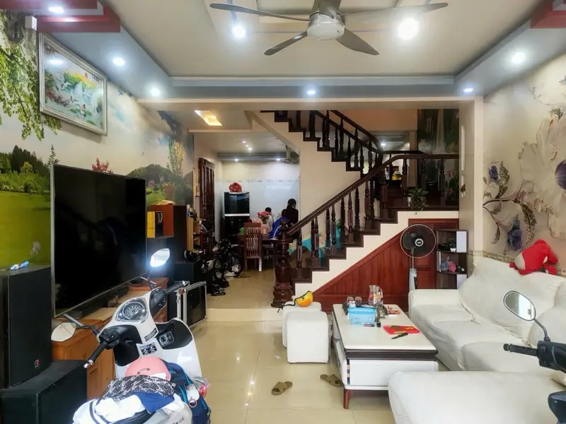 Nhà mặt phố 3,5 tầng ngay mặt đường lớn gần cảng, tiềm năng kinh doanh đỉnh cao... Bán nhà mặt phố tại Đông Hải, Hải Phòng 01