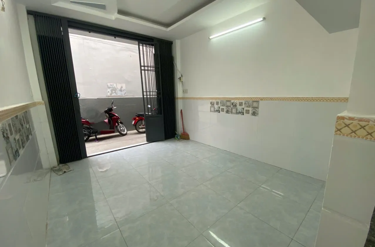 Nhỉnh 3 tỷ nhà mới xây cạnh chợ Phú Lâm,DT(29m2)hẻm 3m thông,vào ở ngay(KK1809).... Bán nhà riêng tại Phú Lâm, Hồ Chí Minh 01