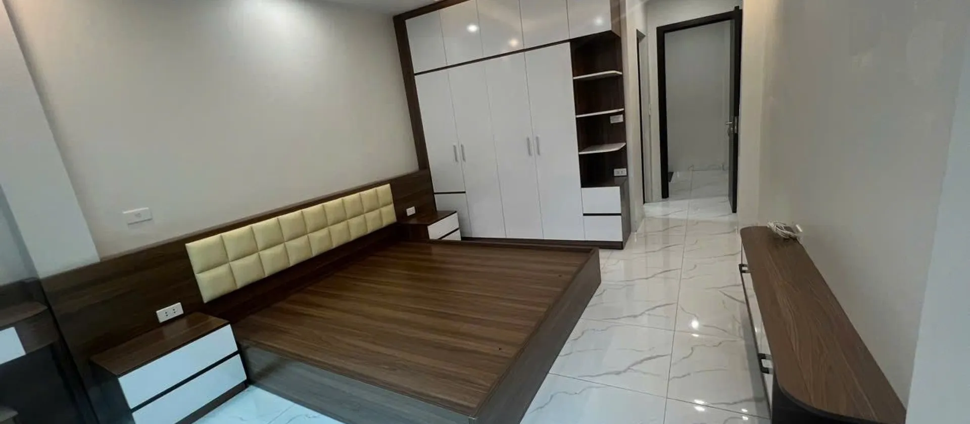 Bán nhà đẹp ở ngay Lê Qúy Đông 36 5 tầng trung tâm Hà Đông, ô tô đỗ cửa... Bán Shophouse tại Hà Đông, Hà Nội 01