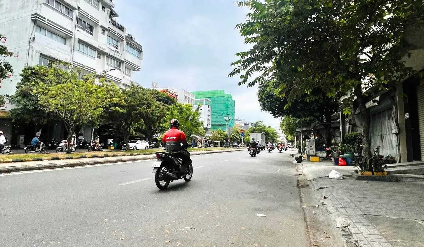 Bán nhà mặt phố 4 tầng tại Phường Phú Thọ Hòa, Hồ Chí Minh, mặt tiền 4m, giá 16 tỷ... Bán nhà mặt phố tại Phú Thọ Hòa, Hồ Chí Minh 01