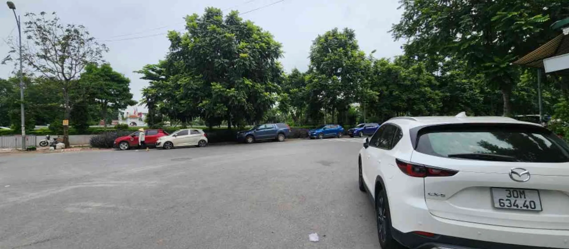 Cơ Hội Vàng Sở Hữu Nhà Mặt Phố Lô Góc, Ô Tô Đỗ Cửa Tại Quận Hoàn Kiếm... Bán nhà mặt phố tại Việt Hưng, Hà Nội 01
