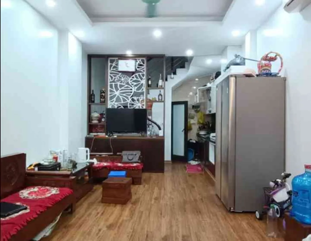 Bán nhà riêng 4.5 tầng tại phường Long Biên, Hà Nội, nhà mới đầy đủ nội thất... Bán nhà riêng tại Long Biên, Hà Nội 01