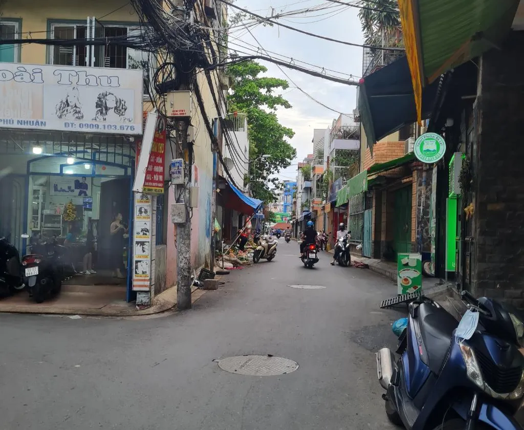 Nơi Đẳng Cấp Giao Thoa - Nhà Mặt Phố 69m² Trên Con Đường Tâm Điểm TP Hồ Chí Minh... Bán nhà mặt phố tại Đức Nhuận, Hồ Chí Minh 01
