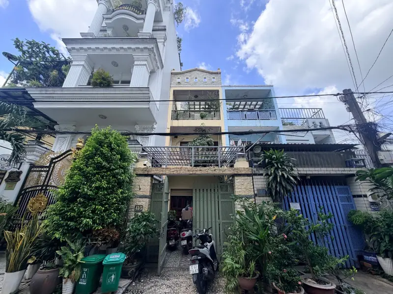 Nhà đẹp Hiệp Bình, đường rộng 10m, chuẩn văn phòng... Bán nhà riêng tại Hiệp Bình, Hồ Chí Minh 01