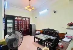 Bán nhà riêng 3 tầng diện tích 120 m2 tại phường Tây Hồ, Hà Nội... Bán nhà riêng tại Tây Hồ, Hà Nội 03