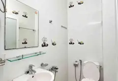 HẺM XE TẢI KHU VIP • THÀNH THÁI, P14 Q10 - 100m2 DTSD • 4 TẦNG BTCT • 5.25 TỶ

.... Bán nhà riêng tại Diên Hồng, Hồ Chí Minh 08