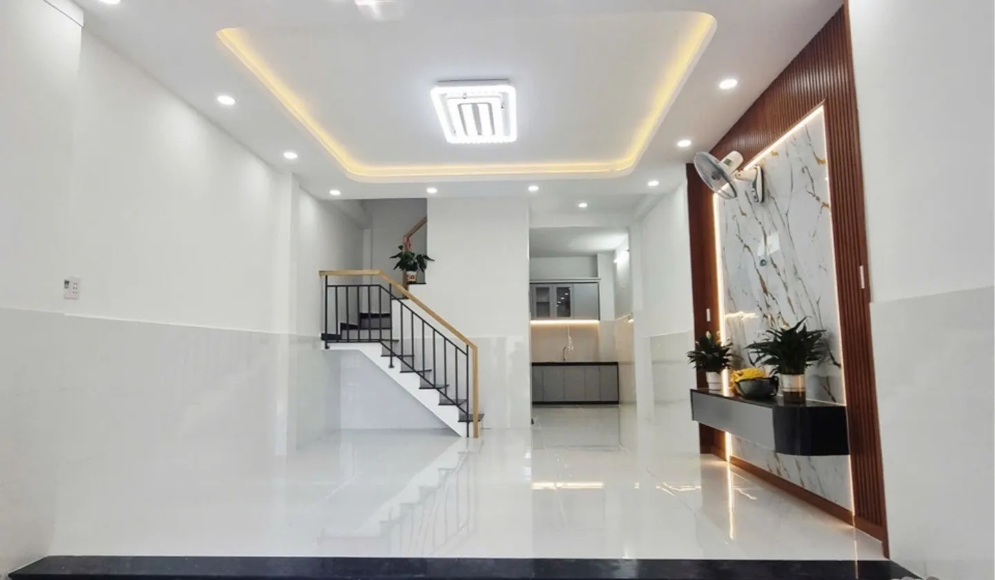 Chỉ hơn 2 tỷ có nhà 2 tầng ở đường Lê Văn Khương,Tân Thới Hiệp, Quận 12, TP Hồ Chí Minh.... Bán nhà riêng tại Tân Thới Hiệp, Hồ Chí Minh 01
