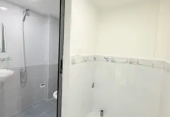 Mô tả :

- Nhà đẹp vào ở ngay mới 100%.

- Ngay nhà hẽm 4M thông khu vực, thông ra Hồng Bàng.... Bán nhà riêng tại Minh Phụng, Hồ Chí Minh 05