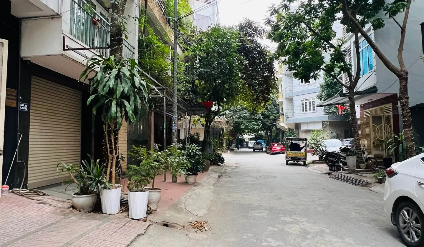 BÁN GẤP MẢNH ĐẤT DV LA KHÊ HÀ ĐÔNG PHÂN LÔ VỈA HÈ Ô TÔ TRÁNH 50M 2 TẦNG GIÁ 11 TỶ... Bán nhà mặt phố tại Hà Đông, Hà Nội 01
