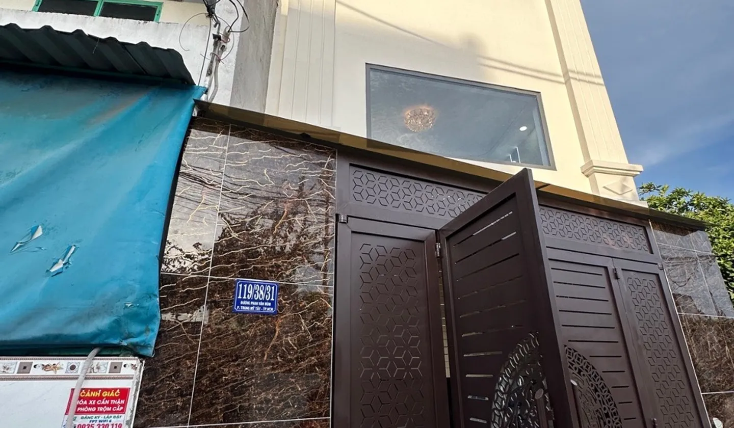 🔥 HƠN 4 TỶ SỞ HỮU NHÀ 4 TẦNG MỚI KENG – HẺM XE HƠI 6M! 🔥
🏡 PHAN VĂN HÙM – 4,4x9M – 36M².... Bán nhà riêng tại Trung Mỹ Tây, Hồ Chí Minh 01