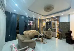 Nhà 5 Tầng Thang Máy Gần Trung Tâm Thành Phố Với Mặt Tiền Rộng... Bán nhà riêng tại Hồng Bàng, Hải Phòng 01