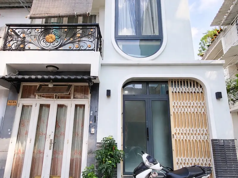 Nhà hẻm ô tô sát mặt tiền Quận Bình Thạnh, 42m2, giá 9.5 tỷ, cơ hội hiếm có... Bán nhà riêng tại Gia Định, Hồ Chí Minh 01
