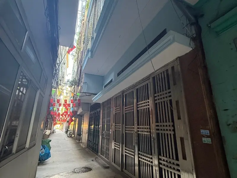 BÁN NHÀ NGUYỄN CHÍ THANH PHÂN LÔ GIÁ 22 Tỷ... Bán nhà riêng tại Láng, Hà Nội 01