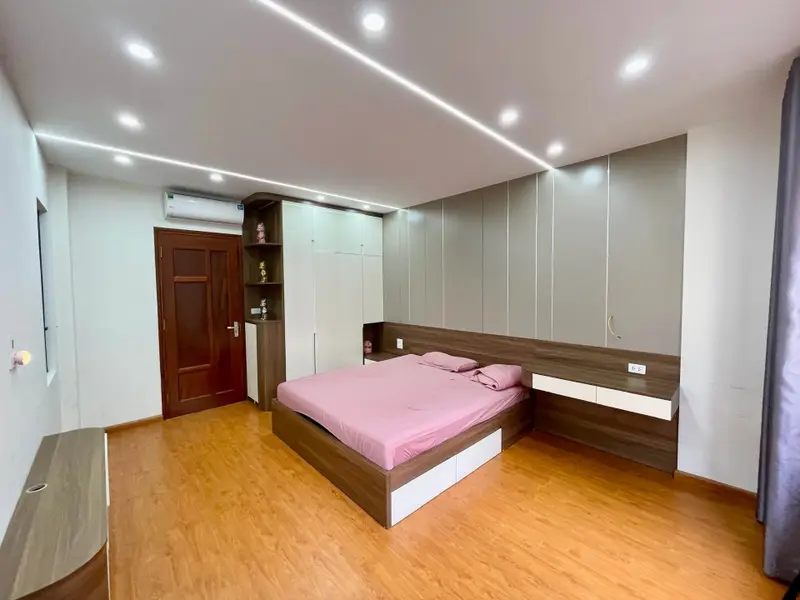 🌹♦️ 6 TẦNG THANG MÁY / 30m2 x 6 tầng - Phố Nguyễn Đức Cảnh - Thang máy
✅ MỚI KOONG... Bán nhà riêng tại Hoàng Mai, Hà Nội 01