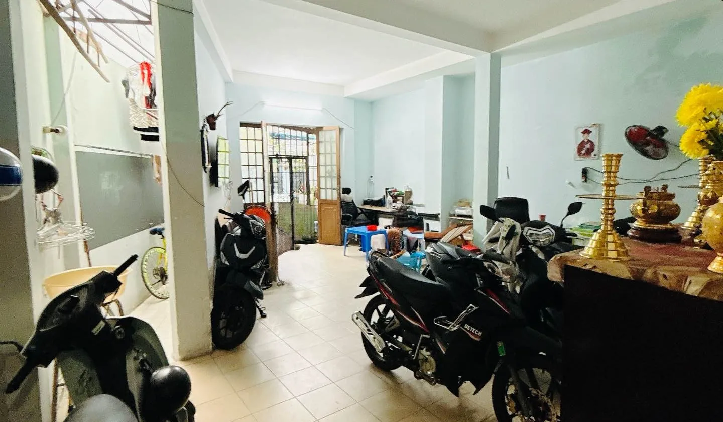 Nhà 3 tầng diện tích 62m² tại Điện Biên Phủ, P17. Dòng tiền ổn định từ 9 phòng, tiền năng tăng gía... Bán nhà riêng tại Gia Định, Hồ Chí Minh 01