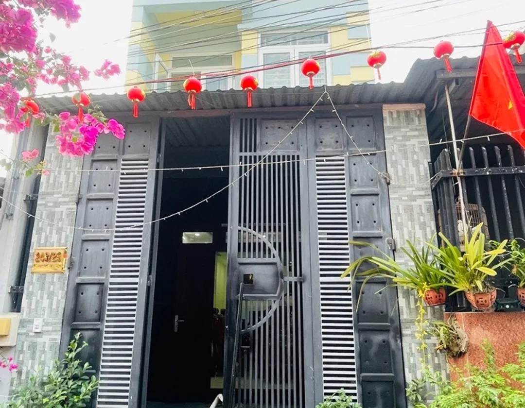 Bán nhà riêng 2 tầng 105.5m2 hướng Đông Nam tại TP Thủ Đức... Bán nhà riêng tại Long Bình, Hồ Chí Minh 01