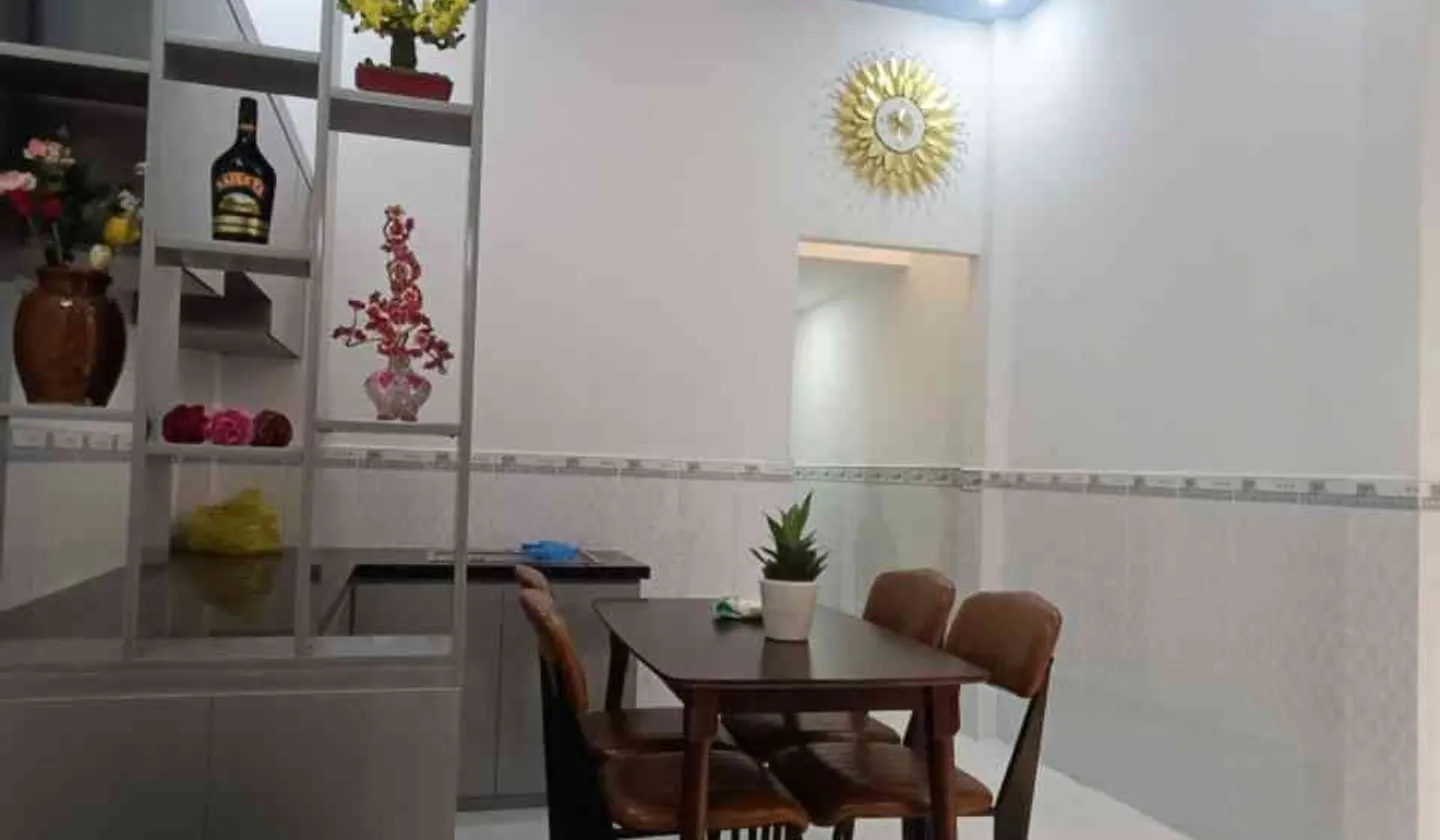 Cơ hội duy nhất sở hữu nhà đẹp full nội thất, hẻm thông rộng xã Đông Thạnh... Bán nhà riêng tại Đông Thạnh, Hồ Chí Minh 01