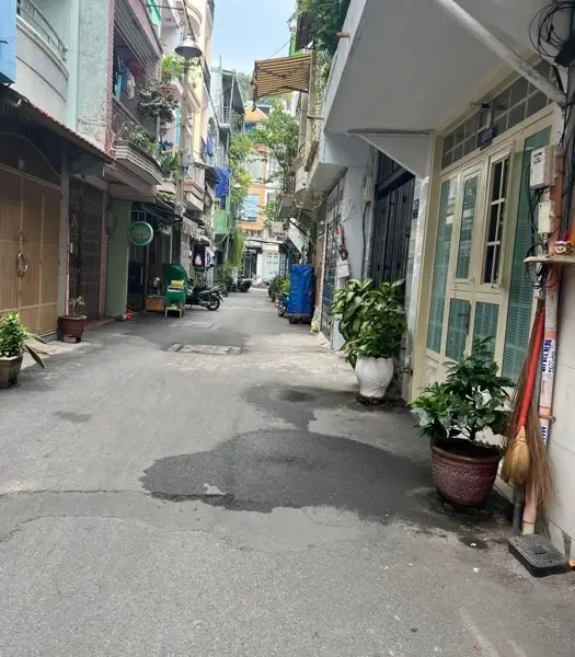 Cơ hội sở hữu nhà 2 tầng vị trí đẹp đường Nguyễn Thiện Thuật... Bán nhà riêng tại Bàn Cờ, Hồ Chí Minh 01