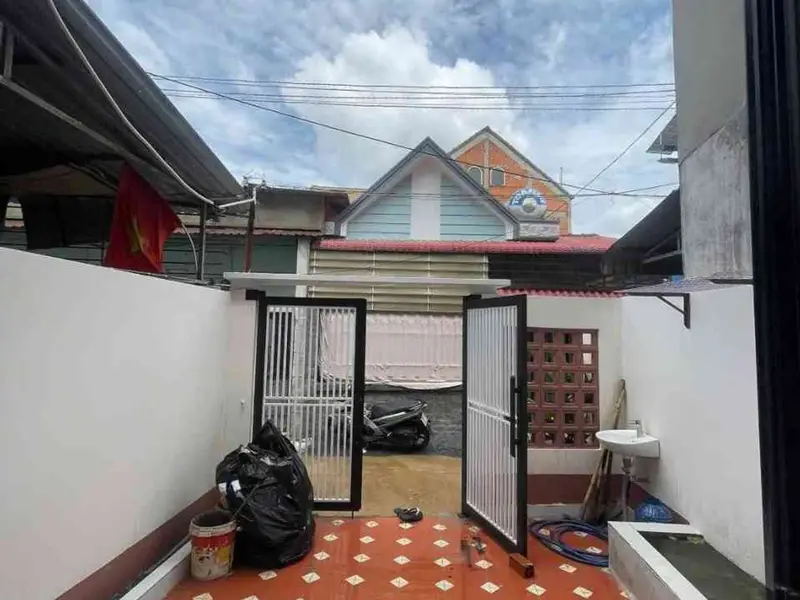 Nhà xinh 2 tầng trung tâm Đông Hòa giảm sốc dịp cuối năm... Bán nhà riêng tại Đông Hòa, Hồ Chí Minh 01