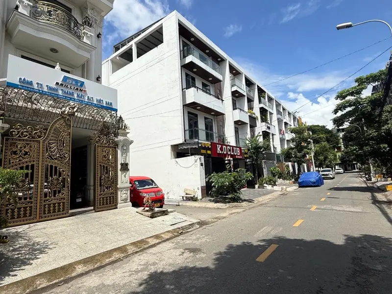 Biệt Thự Phố Tân Cổ Điển Góc Hai Mặt Tiền Bình Tân... Bán nhà mặt phố tại An Lạc, Hồ Chí Minh 01
