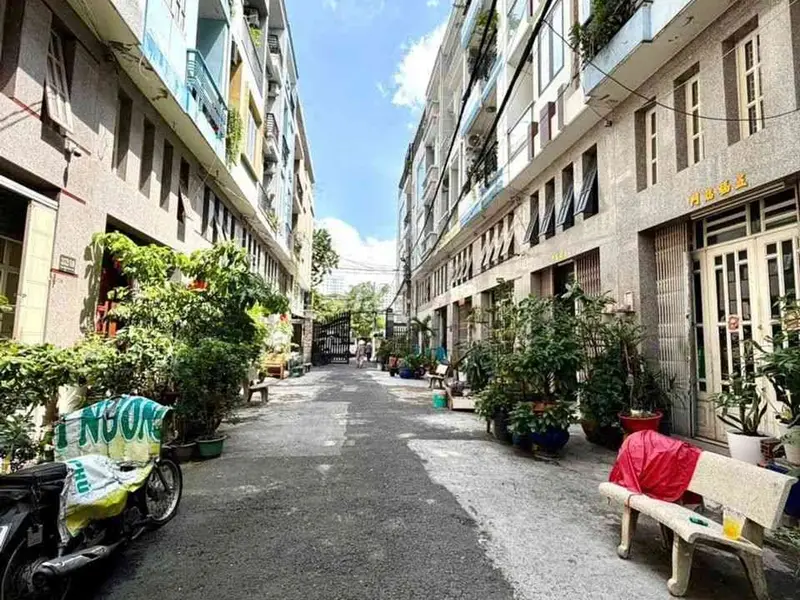 Bán nhà 5 tầng mặt phố Trịnh Đình Trọng, Tân Phú, giá 8.9 tỷ... Bán nhà mặt phố tại Tân Phú, Hồ Chí Minh 01