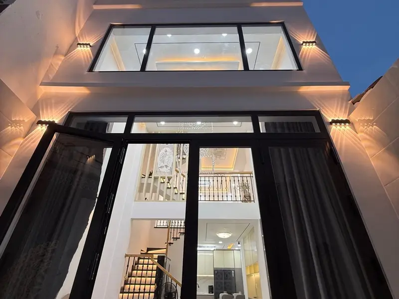 Bán nhà 5 tầng diện tích 49m2 phố Tân Sơn, TP HCM giá 7.5 tỷ... Bán nhà riêng tại Tân Sơn, Hồ Chí Minh 01