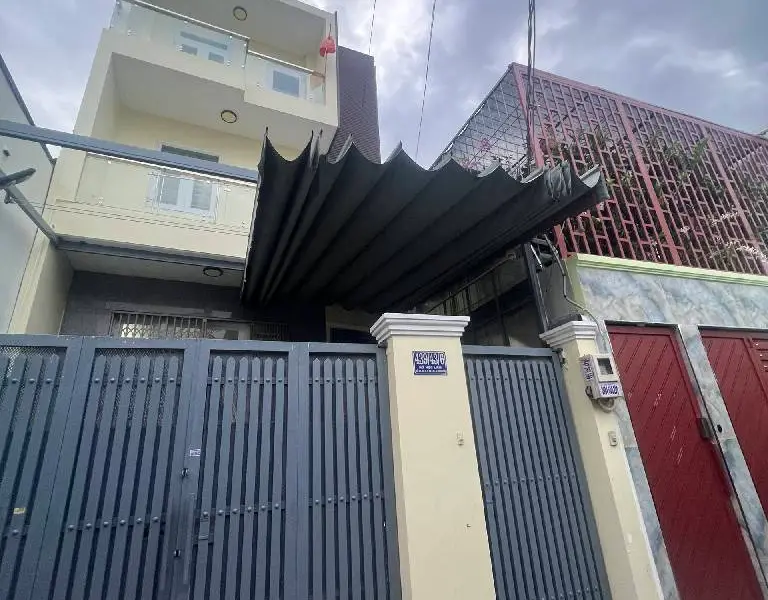 Nhà riêng 3 tầng 100m2 tại phường An Lạc, Hồ Chí Minh với mặt tiền rộng... Bán nhà riêng tại An Lạc, Hồ Chí Minh 01