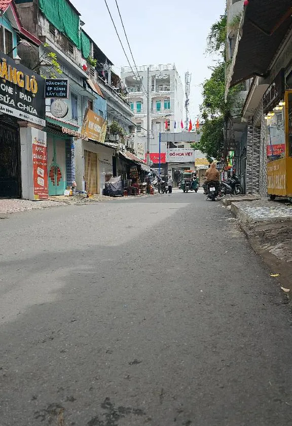Bán nhà mặt phố phường 7 Tân Bình, nhà 3 tầng, giá 16 tỷ... Bán nhà mặt phố tại Tân Sơn Nhất, Hồ Chí Minh 01