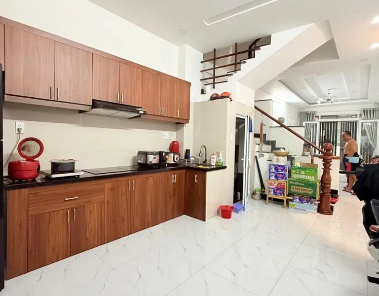 Nhà 4 tầng hẻm xe hơi, 50m2, giá 11.95 tỷ tại Thành Mỹ , quận trung tâm... Bán nhà riêng tại Tân Hòa, Hồ Chí Minh 01