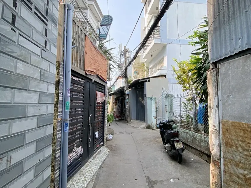 Cơ hội sở hữu nhà 3 tầng giá tốt tại Phú Thuận Quận 7 cũ... Bán nhà riêng tại Phú Thuận, Hồ Chí Minh 01