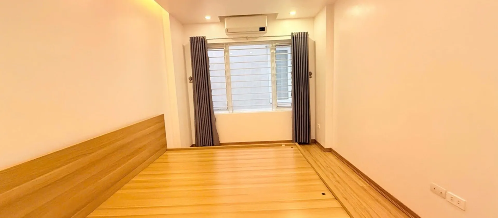 Cơ hội hiếm chỉ cần 8.6 tỷ có ngay sở hữu nhà 6 tầng tại phường Cầu Giấy, Hà Nội... Bán nhà riêng tại Cầu Giấy, Hà Nội 01