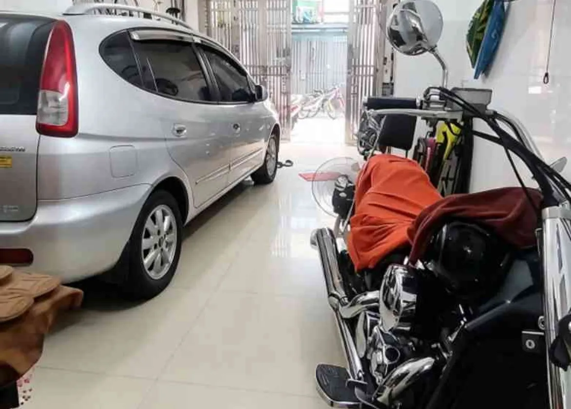 Nhà 2 tầng mặt tiền rộng, ô tô đậu trong nhà tại Bình Hưng Hòa... Bán nhà mặt phố tại Bình Hưng Hòa, Hồ Chí Minh 01