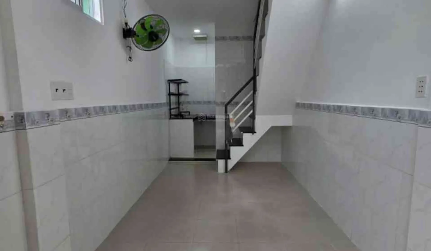 Nhà 2 tầng diện tích 13.9m² ngay trung tâm Phú Nhuận, giá 2.5 tỷ... Bán nhà riêng tại Cầu Kiệu, Hồ Chí Minh 01