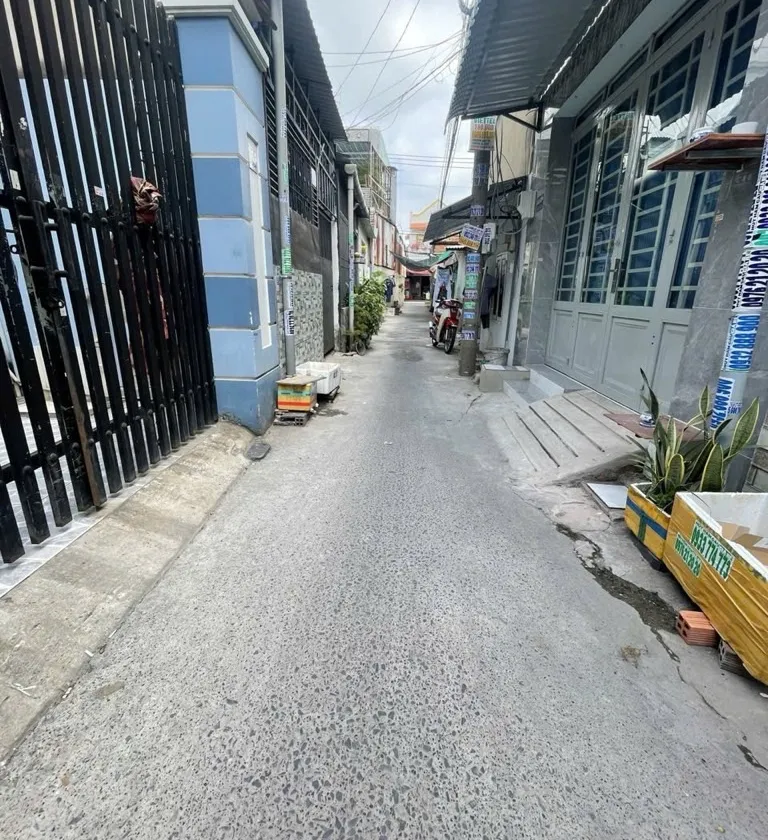 Nhà cấp 4 80m2 gần chợ Võ Thị Hồi, giá 3.5 tỷ... Bán nhà riêng tại Xuân Thới Sơn, Hồ Chí Minh 01