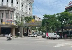 🔥HIẾM - SIÊU PHÂ BÁN TẶNG NHÀ CẤP 4 ĐANG CHO THUÊ 180 TRIỆU/NĂM MẶT PHỐ TRẦN PHÚ... Bán đất tại Từ Sơn, Bắc Ninh 03