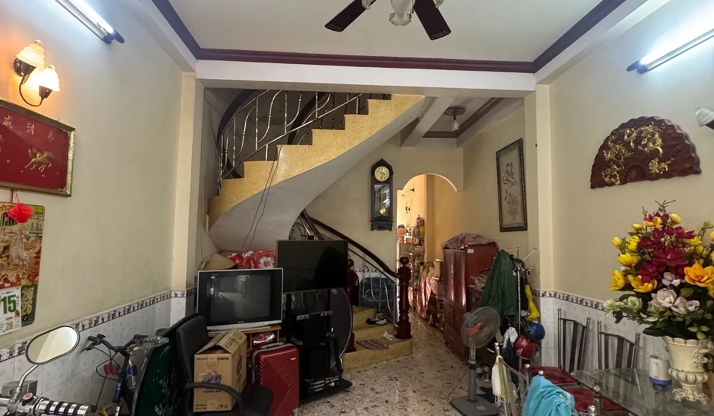 Bán nhà mặt tiền khu cư xá Ra Đa, Quận 6, 75m2, 3 tầng 5pn. Giá 11,7 tỷ... Bán nhà mặt phố tại Phú Lâm, Hồ Chí Minh 01