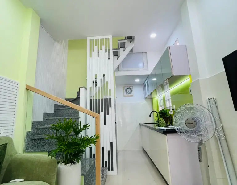 Nhà đẹp 3 tầng trung tâm Quận 3, tặng nội thất full... Bán nhà riêng tại Xuân Hòa, Hồ Chí Minh 01