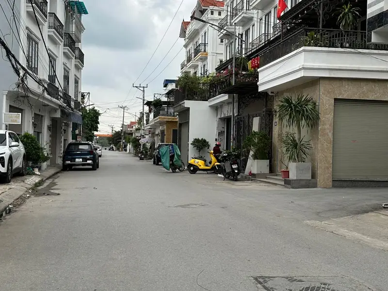 🏡 TÌM NHÀ AN CƯ - ĐỪNG BỎ QUA CĂN NÀY - BIỆT THỰ SÂN VƯỜN MẶT PHỐ VĂN CÚ - ĐƯỜNG MÁNG... Bán nhà mặt phố tại An Hải, Hải Phòng 01
