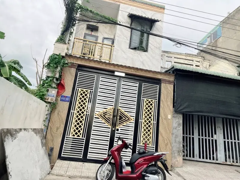 🏡 Nhà 1 trệt 1 lầu mới đẹp ở ngay
💎 Diện tích 60m² – ngang 4.5m
👉 2PN – 2WC,... Bán nhà riêng tại Đông Hòa, Hồ Chí Minh 01