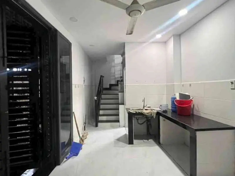 Nhà 3 tầng 2 phòng ngủ gần mặt tiền Quang Trung, Phường 10, Gò Vấp... Bán nhà riêng tại Gò Vấp, Hồ Chí Minh 01