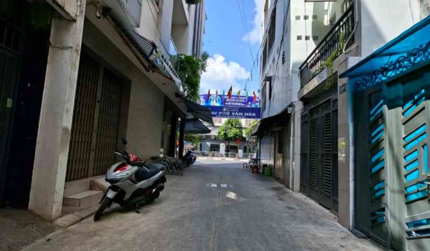 Nhà 5 tầng trung tâm Quận 5 – Không gian sống đẳng cấp và tiềm năng sinh lời bền vững... Bán nhà riêng tại Chợ Quán, Hồ Chí Minh 01