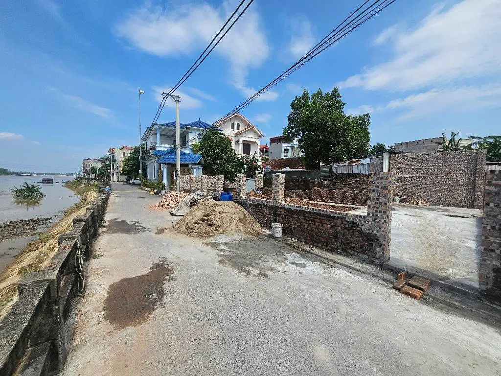 Thôn Hạ Dương Hà - Biệt thự ven sông , ngắm trọn sông đuống , lô góc , nở hậu , thông số đẹp... Bán đất tại Phù Đổng, Hà Nội 01
